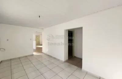 Casa com 3 dormitórios, 03 vaga de garagem no bairro vila angélica.