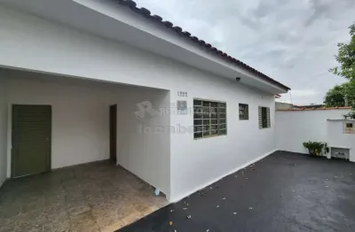 Casa de 02 dormitórios sendo 01 tipo apartamento no bairro jardim simões