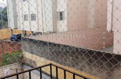 Apartamento / 02 dormitórios com sacada - edifício albina