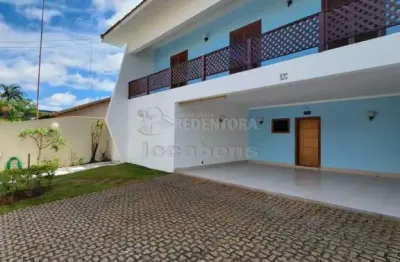 Casa de 04 dormitórios com armários no bairro jardim aclimação