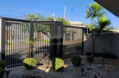 Casa com 5 quartos à venda na Rua Nair dos Santos Lima, Jardim Francisco Fernandes, São José do Rio Preto