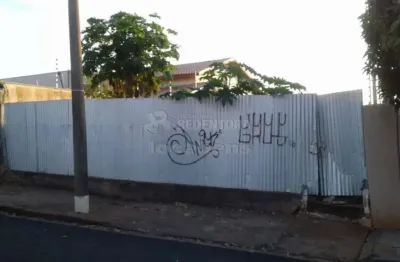 Boa vista - terreno com 427 m², fácil acesso, murado nos lados e fundos