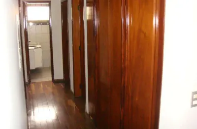 Boa vista - apartamento em localização privilegiada, revestimento e pisos em cerâmica, com 3 dorms,  sendo 1 tipo apto (todos c/ armários)