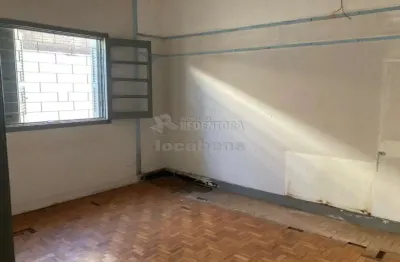 Santa cruz - casa com 3 dorms, 1 escritório, 2 wcs, varanda, sala, coz, perto do atacadão