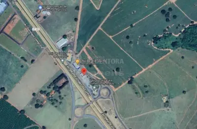 Sitio em tanabi com 880 metros de frente para euclides da cunha, 12 alqueires