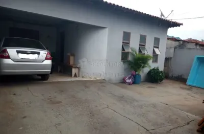 Casa com 03 dormitórios e 02 wc´s com box localizada na estância santa catarina ii.