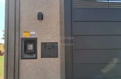 Linda casa em bady bassitt, estilo condomínio pé direito alto.