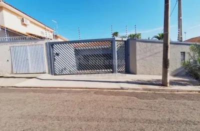 Excelente casa residencial para locação com 3 dormitórios / jardim nazaretf