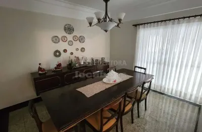 Casa em condomínio fechado com 4 quartos para alugar no Village Flamboyant, São José do Rio Preto 