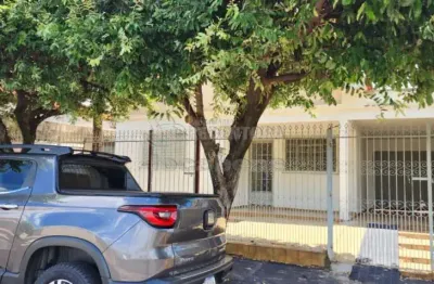 Casa residencial com 3 dormitórios no vila curti vila curti.