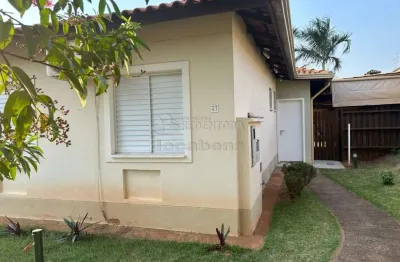 Casa de 3 dormitórios com armários, sendo 1 suíte com closet no giardino i