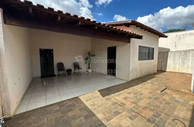 Parque industrial - casa com 3 dorms, sendo 1 suite, varanda, churrasqueira, sala, varanda.
