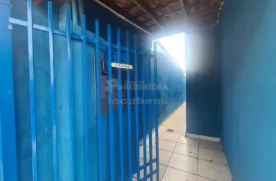 Casa para locação no cristo rei - edícula com 1 quarto
