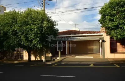 Parque industrial - casa com 03 dormitórios sendo 01 tipo apartamento com armários embutidos