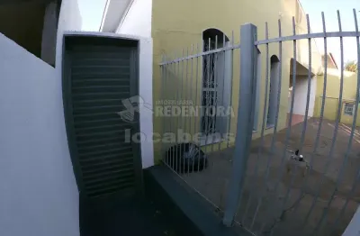 Casa com 2 quartos para alugar na Rua Marechal Deodoro da Fonseca, 1365, Parque Industrial, São José do Rio Preto