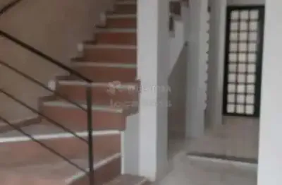 Sobrado de 04 dormitórios no bairro residencial são benedito na cidade de jaci/sp