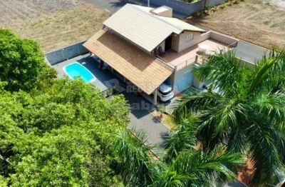 Casa residencial com 4 quartos ao lado do rio paraná