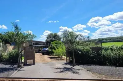Chácara mobiliada à venda em cedral com salão de jogos, piscina e usina fotovoltaica.