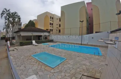 Apartamento com 3 quartos para alugar na Rua Pedro Góes, 3601, Vila Itália, São José do Rio Preto