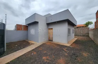 Casa de 01 dormitório, 02 vagas de garagem descobertas com no bairro  setvalley iii.