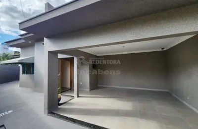 Laureano tebar ii casa de esquina com 03 dormitórios, área de churrasqueira.