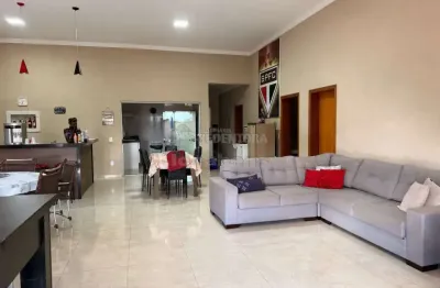Villagio colombo - rancho com 03 dormitórios sendo 01 tipo apartamento à venda