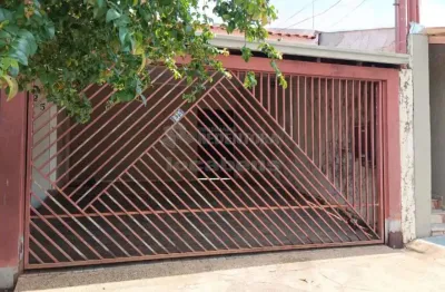 Casa localizada no parque estoril com 3 dormitórios e 2 vagas de garagem cobertas.