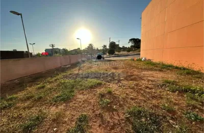 Excelente terreno para bts (200m²) ao lado do mc donalds (diversas vagas compartilhadas)