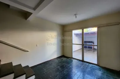 Casa com 02 dormitórios e 01 vaga de garagem no condominio vila borges borghese iii.