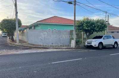 Casa térrea de esquina à venda no bairro santos dumont