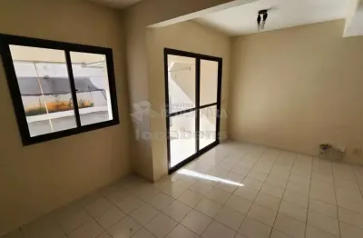 Green village ii - casa com 03 dormitórios, 02 com armários embutidos, 01 tipo apartamento