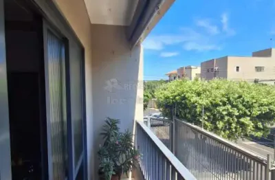 Apto na região da anchieta - dista 2 quadras da philadelpho, sombra 3 dorms, com 1 apto, sala com sacada, 2 vagas