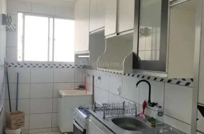 Apartamento residencial para locação localizado no residencial macedo teles i com painel de tv e ventilador.