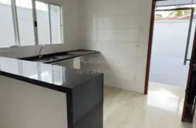 Casa 02 dormitórios,  02 vagas de garagem no bairro residencial são thomaz.