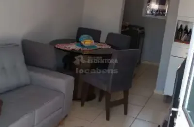 Casa com  02 dormitórios, 02 vagas de garagem no bairro jardim aurora.