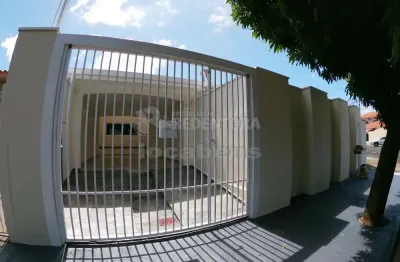 Casa com 1 quarto para alugar no Roseiral, São José do Rio Preto 