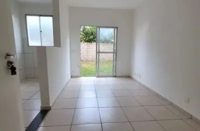 Apartamento com 02 dormitórios, 01 vaga de garagem no bairro rios di itália.