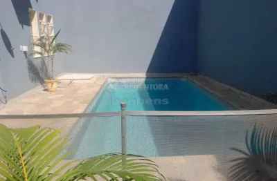 Parque celeste casa sobrado de 03 dormitórios com área de serviço e churrasqueira.