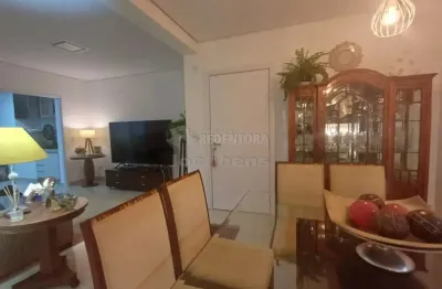 Apartamento com 03 dormitórios, 02 vagas de garagens cobertas no bairro bom jardim.