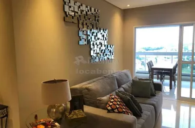 Apartamento com 03 suítes, 02 vagas de garagem cobertas no bairro bom jardim.
