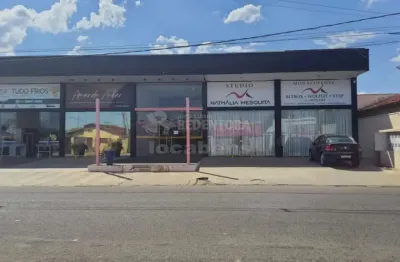 Salão comercial em avenida comercial  c/ 01 vaga de estacinamento