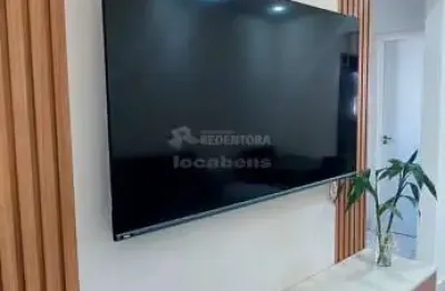 Casa com projeto de ampliação, condominio com portaria 24h e área de lazer