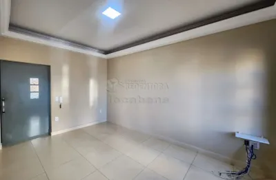Casa localizada no bairro jardim europa copm 3 dormitorios e 2 vagas de garagem.