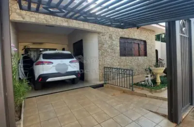 Casa com 3 quartos à venda na Vila Sinibaldi, São José do Rio Preto 