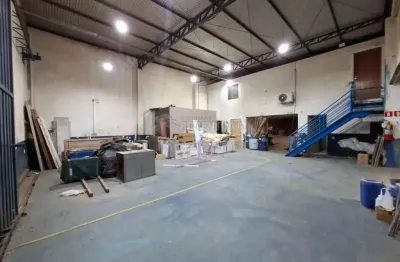 Casa comercial à venda no Mini Distrito Adail Vetorasso, São José do Rio Preto 