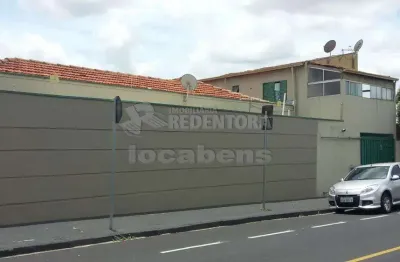 Vila santa cruz - perto do atacadão - conjunto de 6 salas, sendo que 3 delas já estão alugadas, boas para renda