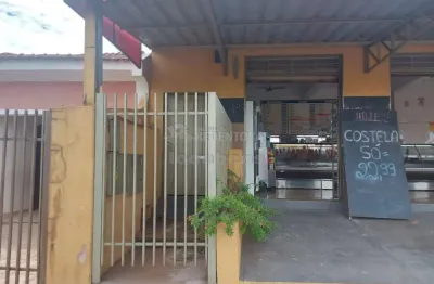 Casa comercial no bairro eldorado com 02 dormitórios e 01 vaga de garagem.