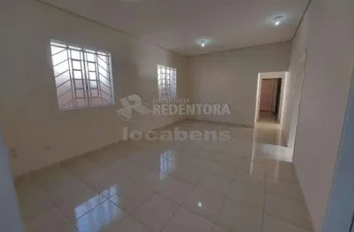 Casa comercial com 148m² de área construída no bairro boa vista
