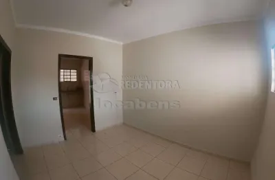 Casa com 2 quartos para alugar na Vila Moreira, São José do Rio Preto 