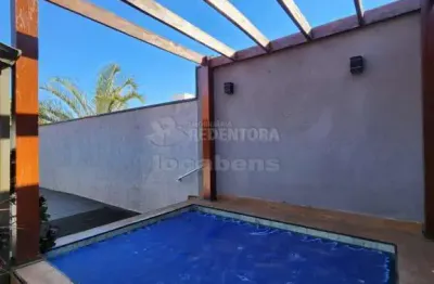 Casa com 04 dormitórios, 04 vagas de garagem no bairro jardim tarraf.